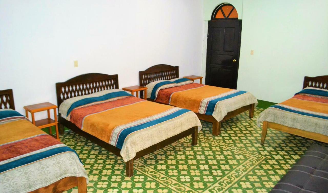 Hotel Delfin Comitan Exterior photo